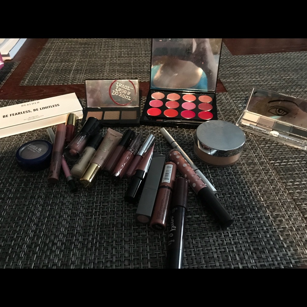 Huge beauty lot